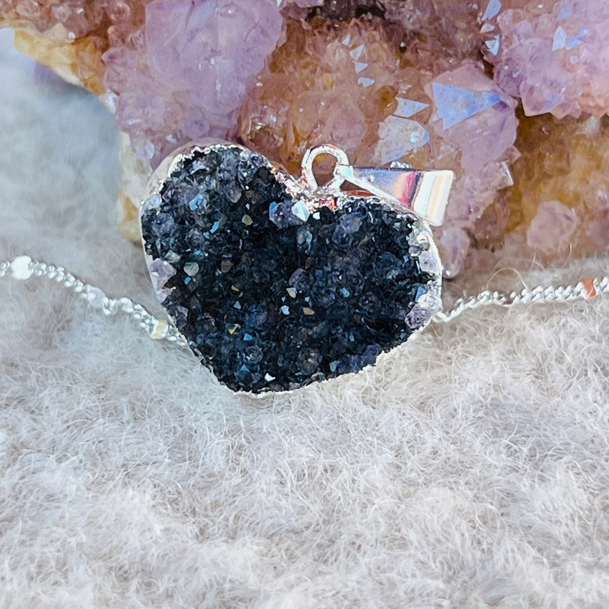 Pandantiv inima agat druzy placat cu argint din Brazilia model 5 – DRUZY