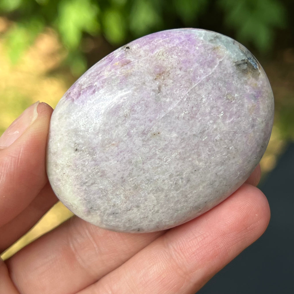 Hackmanit mov Uv reactive palmstone m3, druzy.ro, pietre semipretioase 2