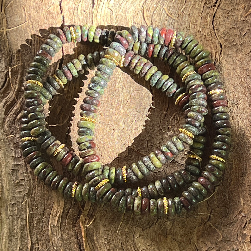 Bratara discuri sangele dragonului si insertii aurii – 6x2 mm, pietre semipretioase - druzy.ro 4 