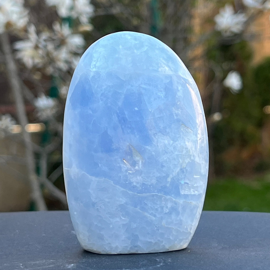 Calcit albastru structura forma libera din Madagascar model 4, druzy.ro, cristale 1