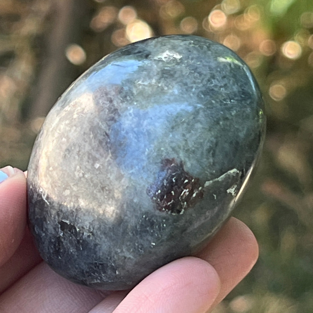Labradorit palm stone din Madagascar model 3, pietre semipretioase - druzy.ro 4 