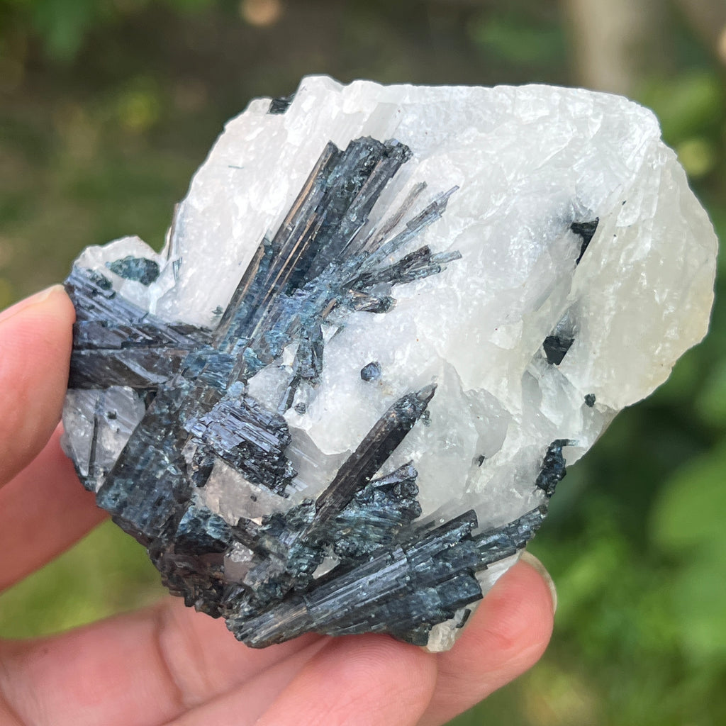 Turmalină neagră cu piatra lunii | Model 4, pietre semipretioase - druzy.ro 1 