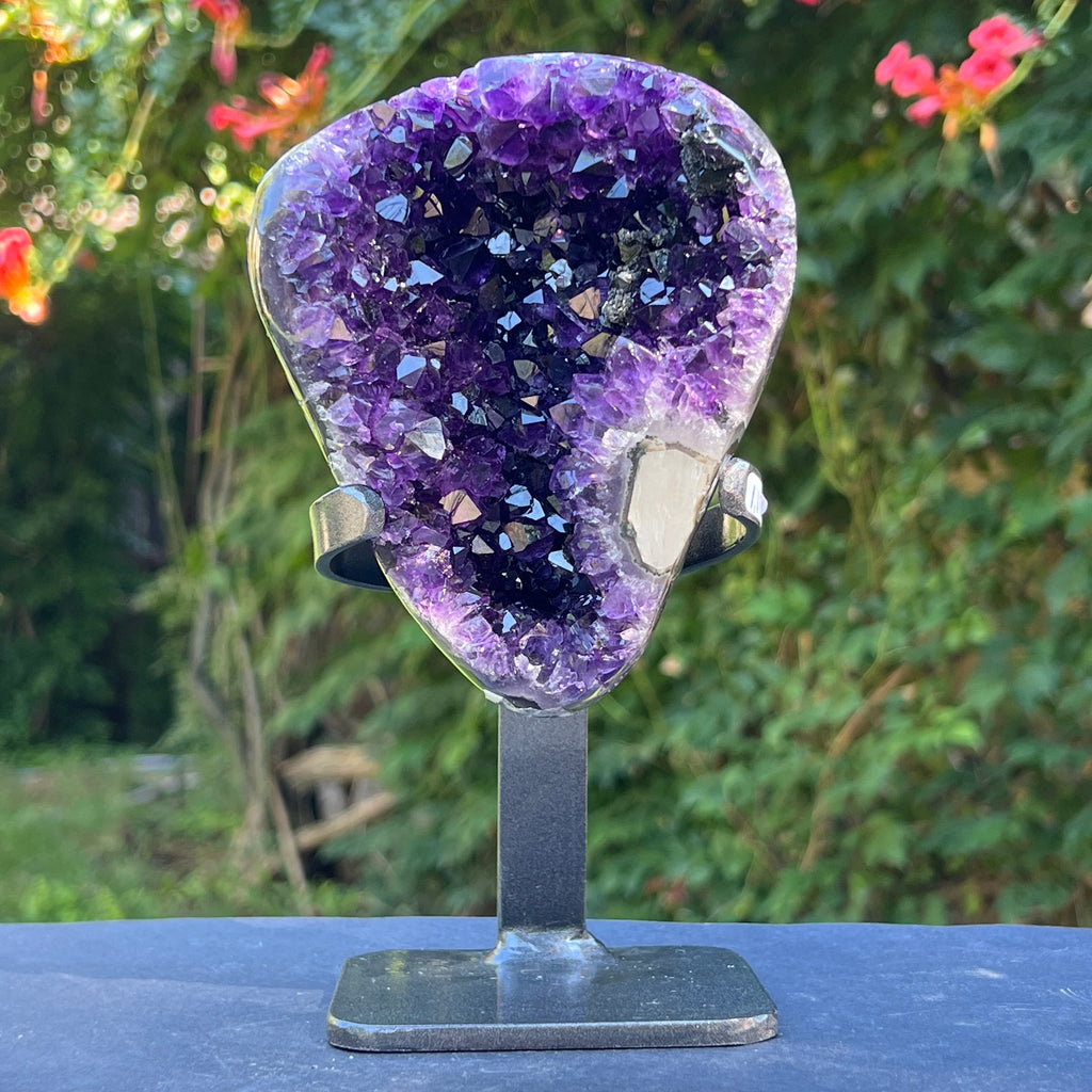 Ametist Uruguay AAA pe stand calitate +AAA, geoda ametist Urguay | Model 9, pietre semipretioase - druzy.ro 5 