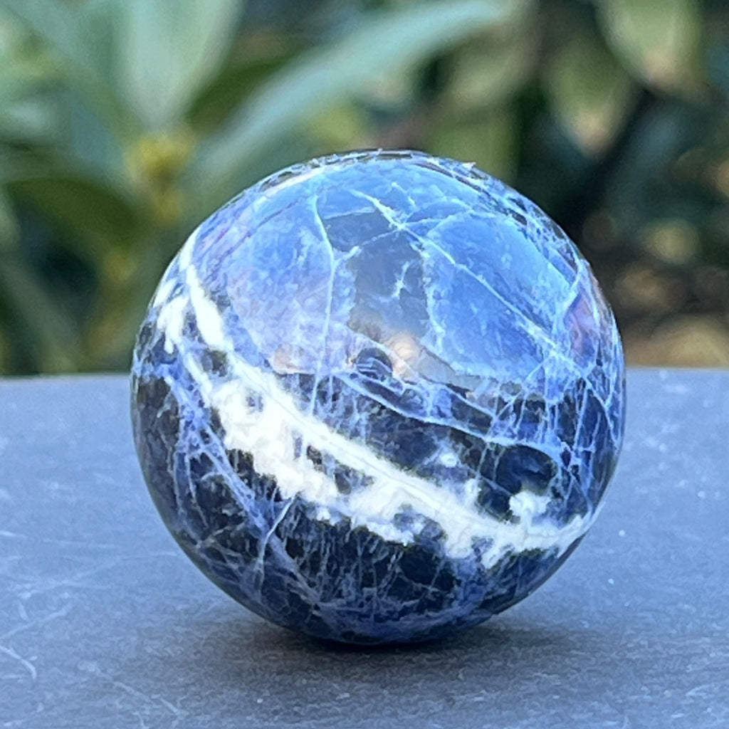 Sodalit sfera model 2, pietre semipretioase - druzy.ro 1 