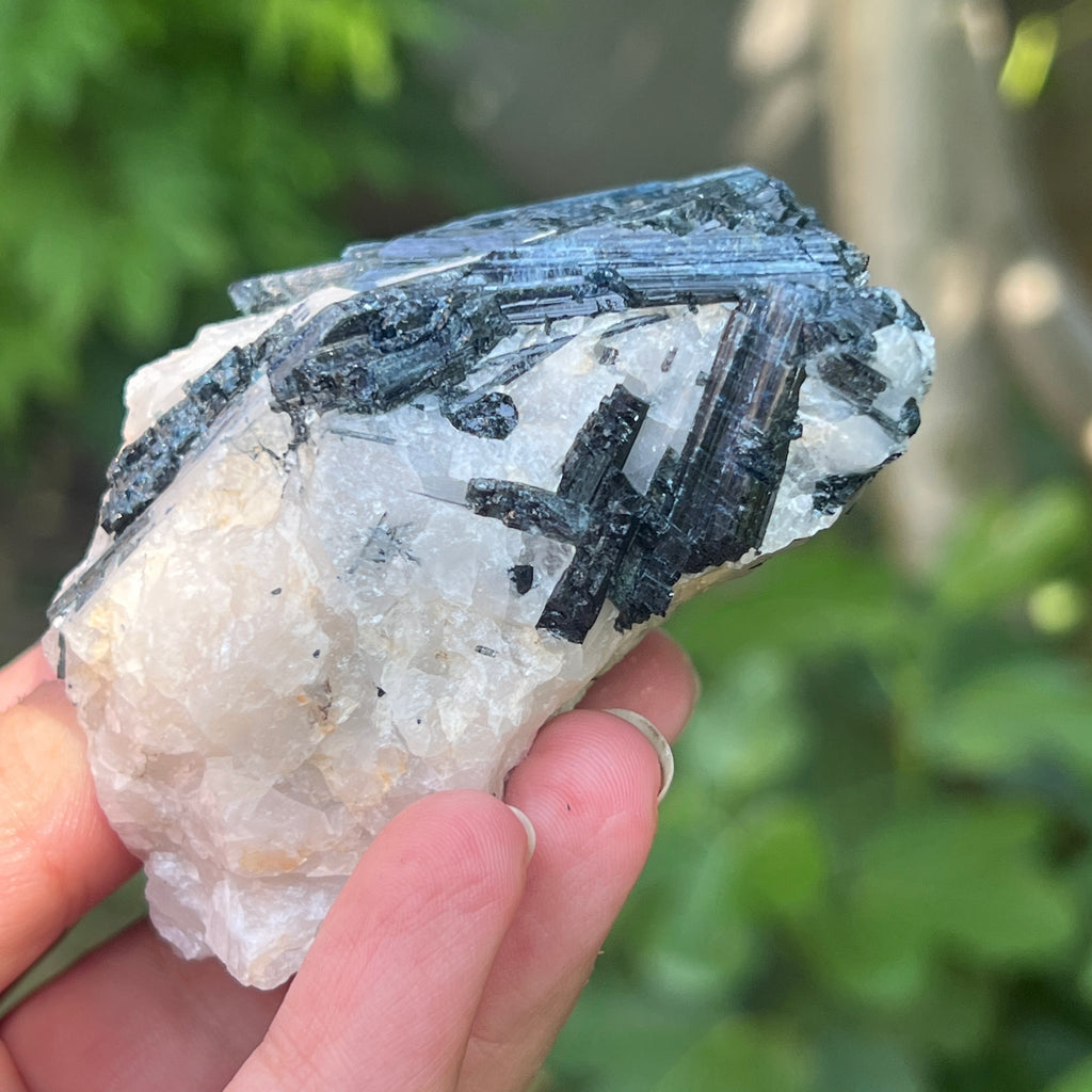 Turmalină neagră cu piatra lunii | Model 1, pietre semipretioase - druzy.ro 3 