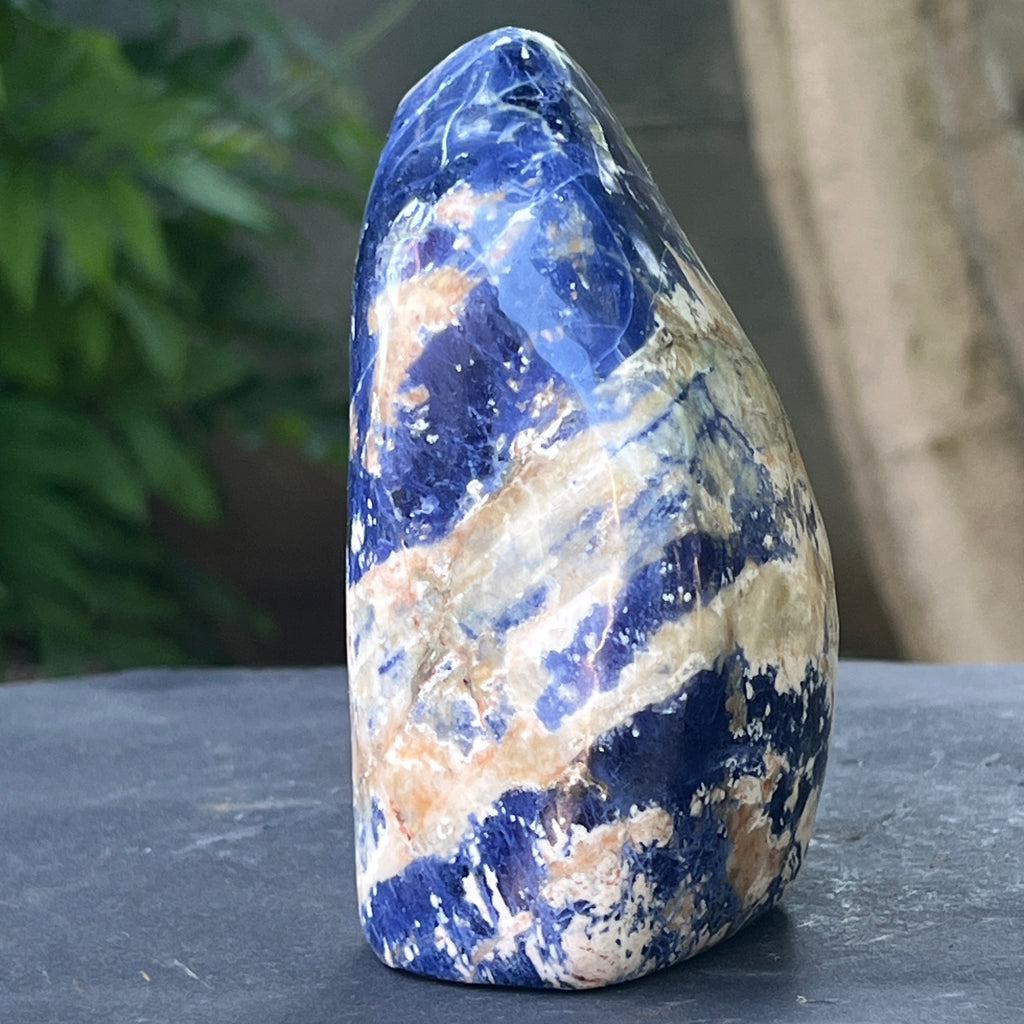 Sodalit structura forma libera model 7, pietre semipretioase - druzy.ro 7 