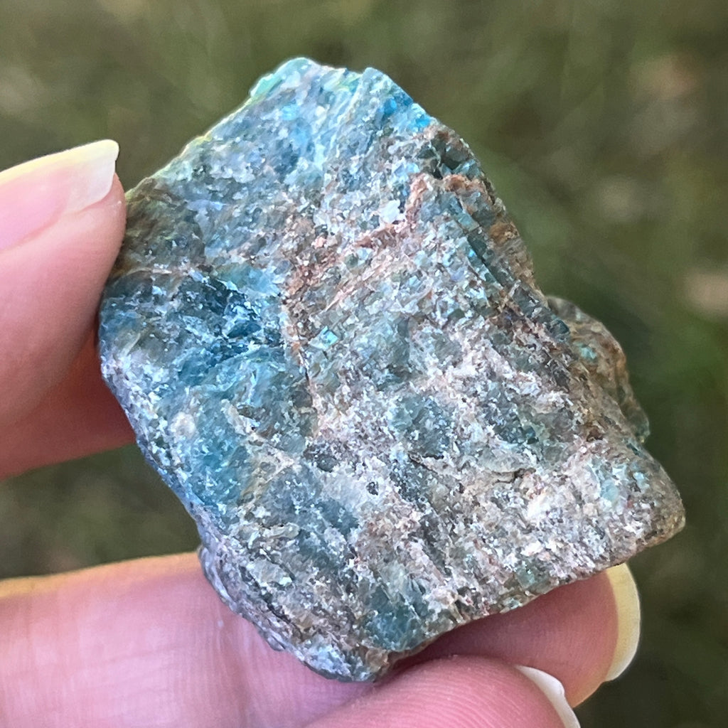 Apatit piatra bruta model 8, pietre semipretioase - druzy.ro 2 