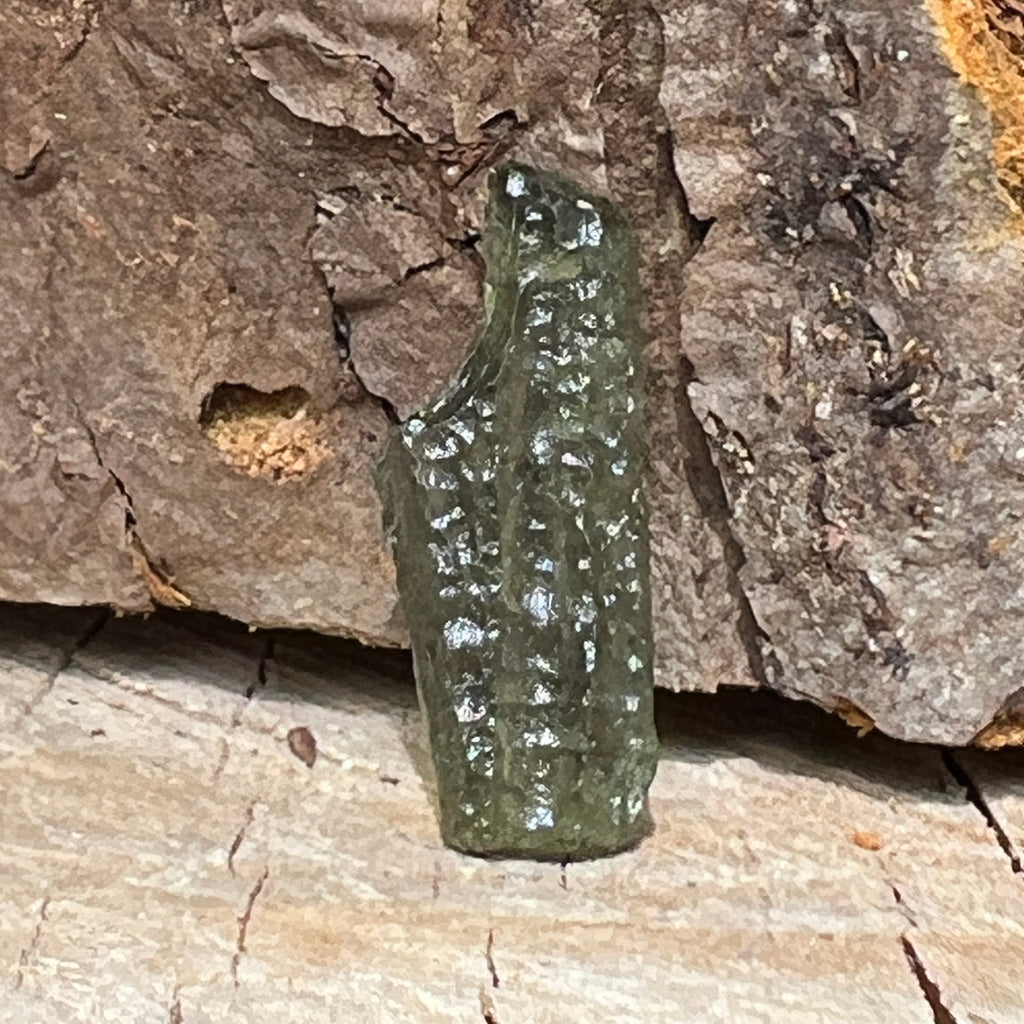 Moldavit piatra bruta model 2A/1, pietre semipretioase - druzy.ro 1 