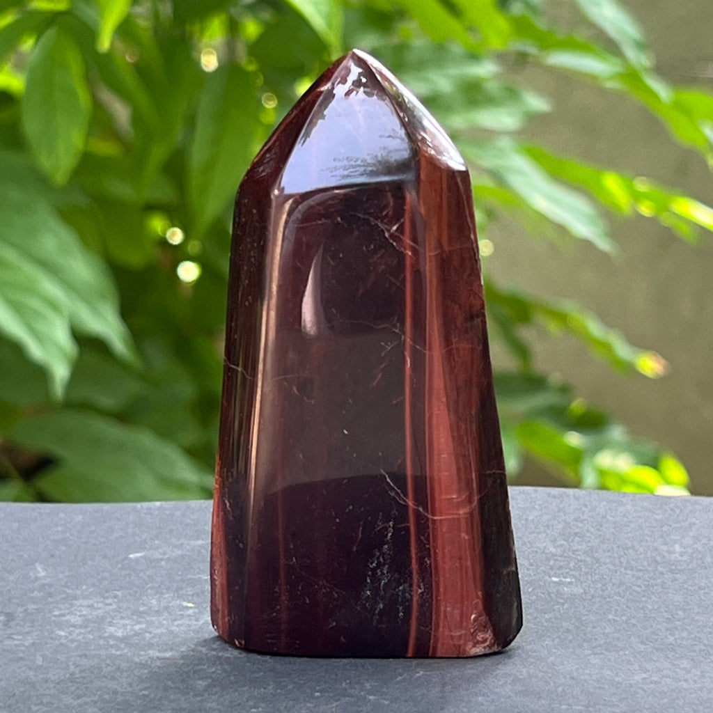 Ochi de tigru varf/generator model 1, pietre semipretioase - druzy.ro 1 