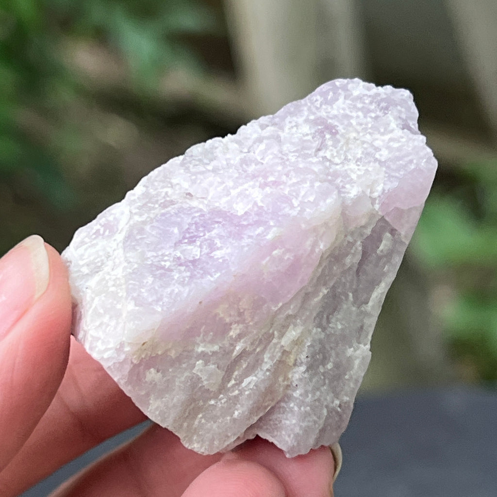 Kunzit piatra bruta | Model 6, pietre semipretioase - druzy.ro 1 