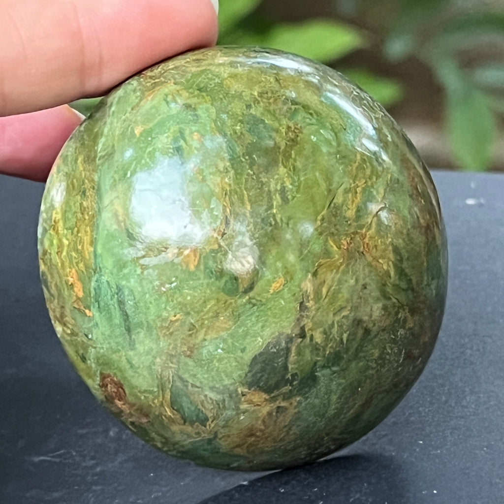 Semisfera verdit (jad african) m2, pietre semipretioase - druzy.ro 1 