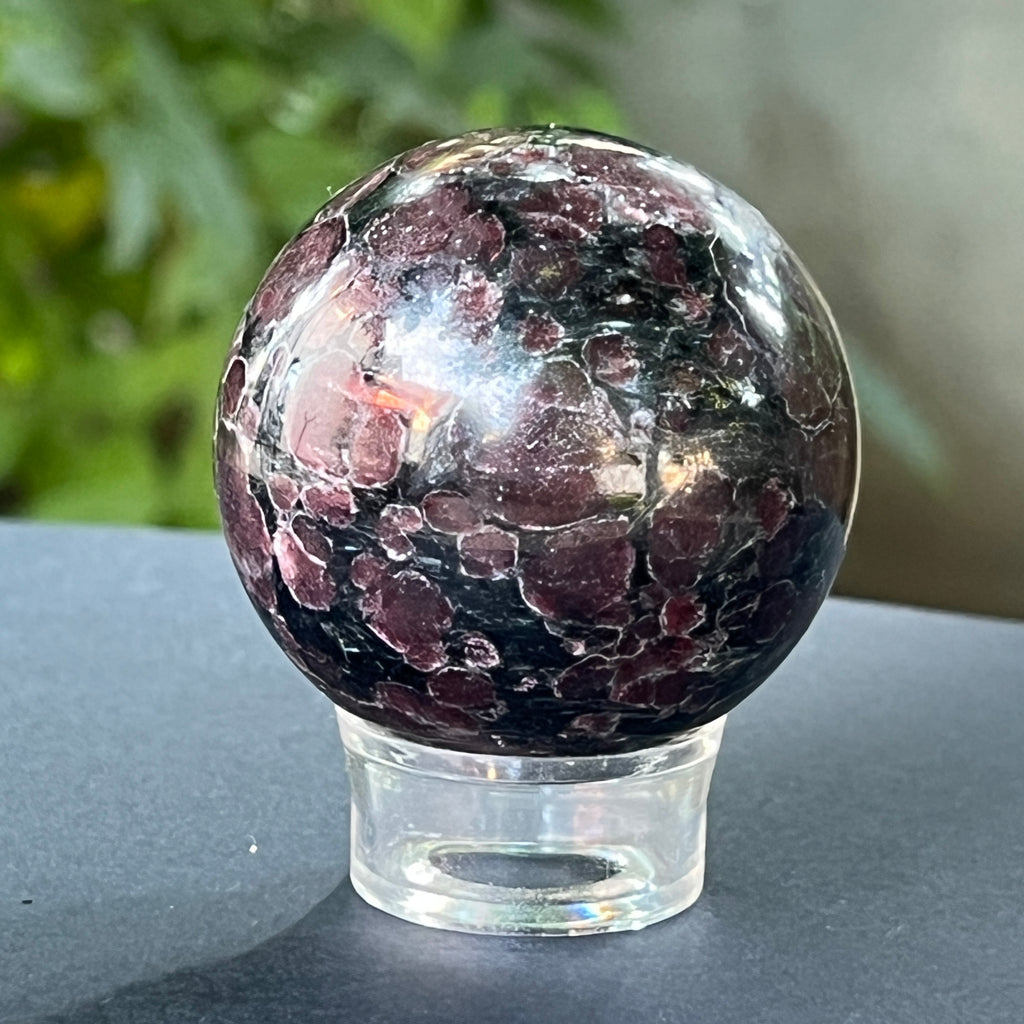 Sfera turmalina neagra cu granat model 5, pietre semipretioase - druzy.ro 3 