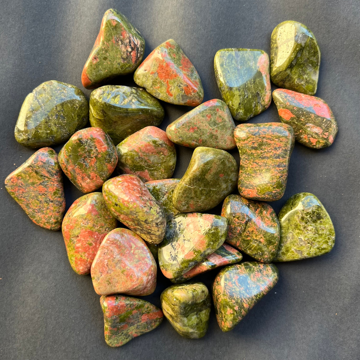 Unakit piatra rulata mini – DRUZY