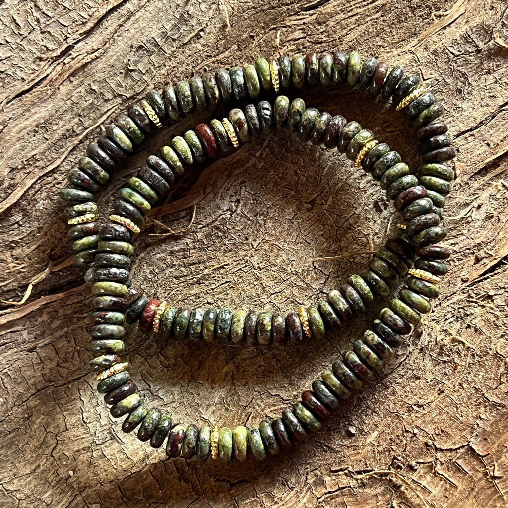 Bratara discuri sangele dragonului si insertii aurii – 6x2 mm, pietre semipretioase - druzy.ro 7 