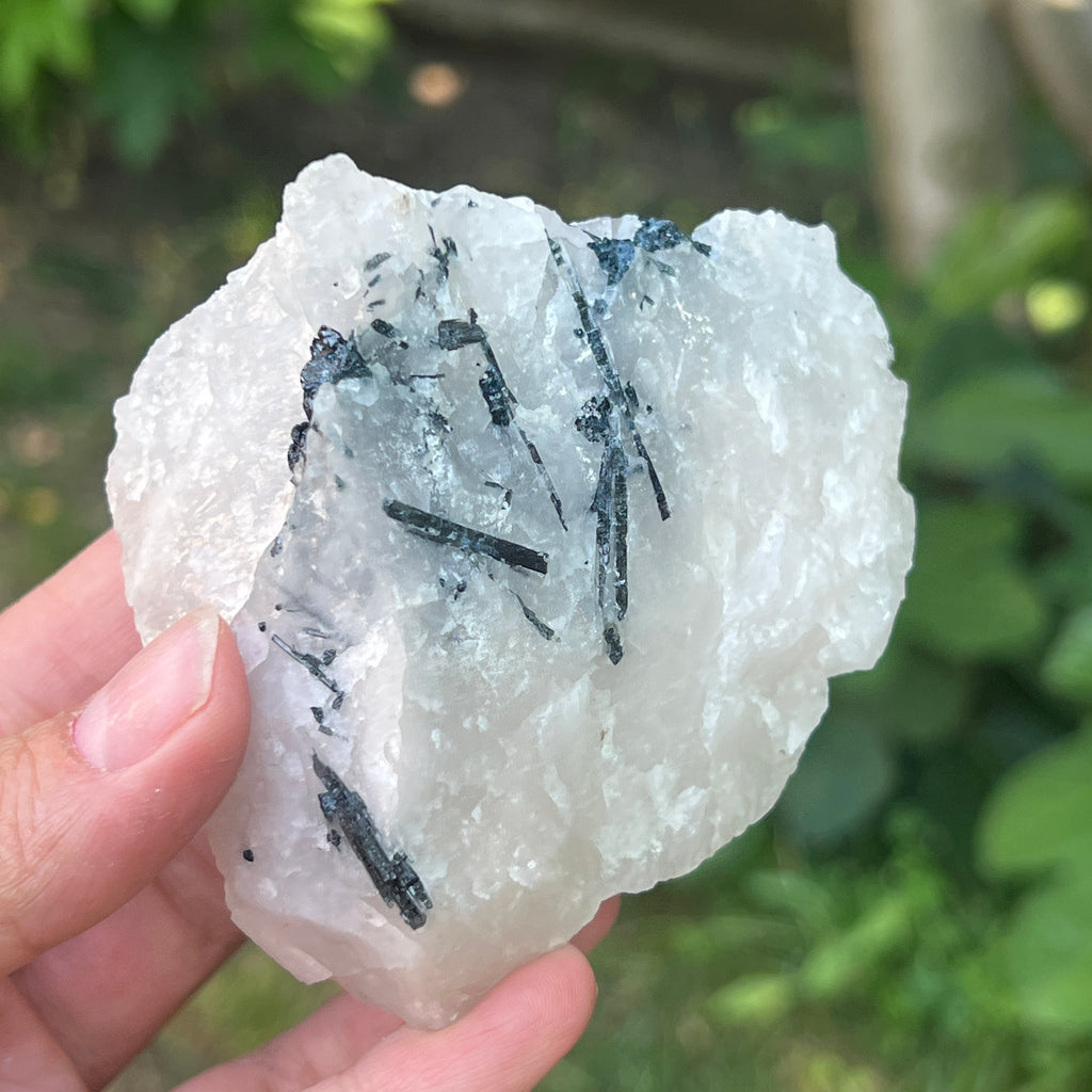 Turmalină neagră cu piatra lunii | Model 6, pietre semipretioase - druzy.ro 3 