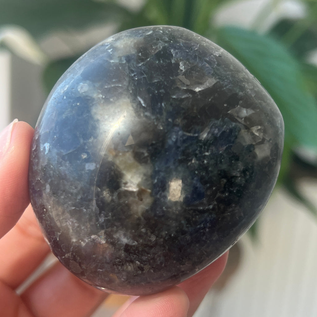 Palmstone Iolit (safir de apa) din Madagascar model 3, pietre semipretioase - druzy.ro 2 