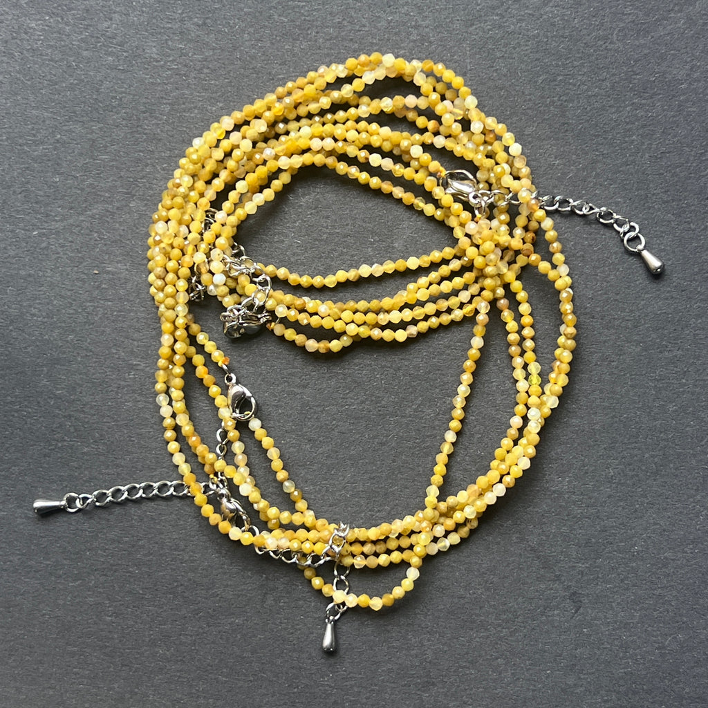 Colier opal galben sfere 2-3 mm, pietre semipretioase - druzy.ro 1 