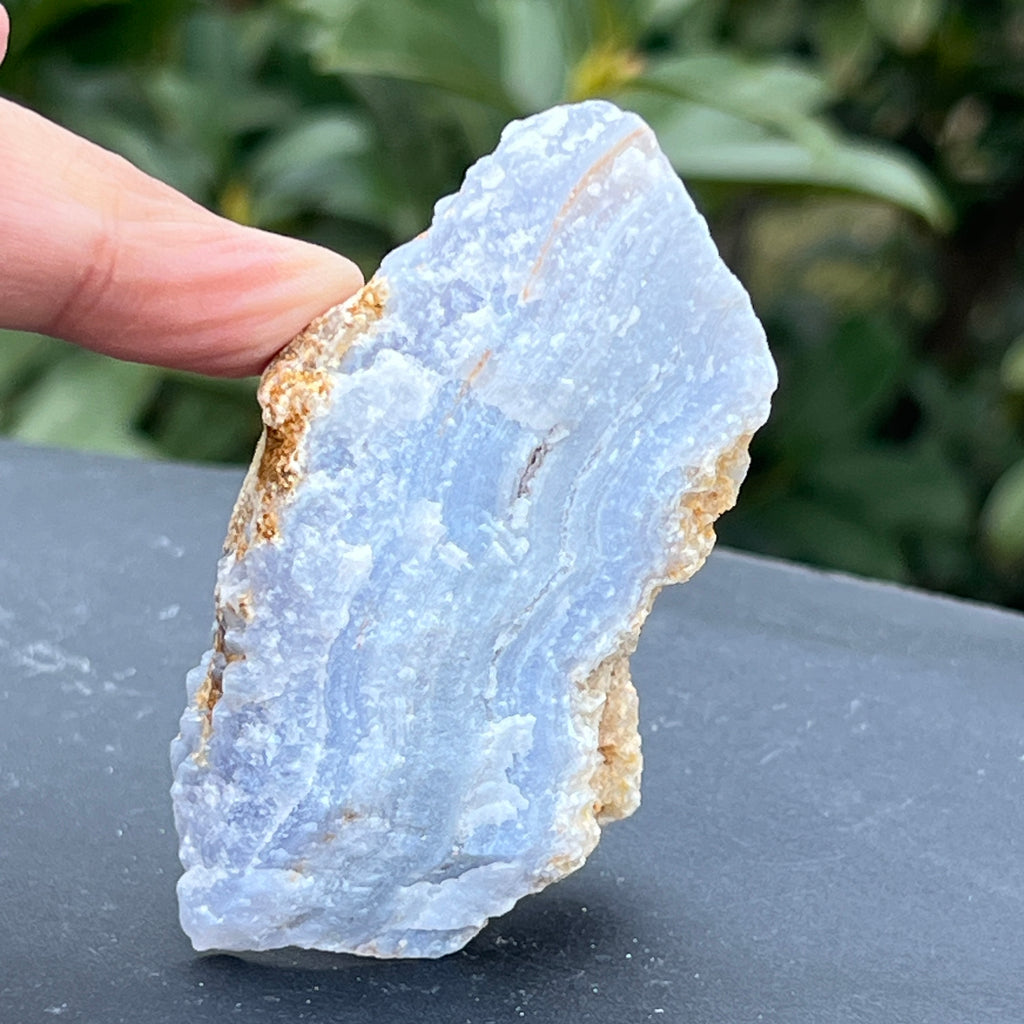 Calcedonie albastra /blue lace/ agat albastru piatra bruta m13, pietre semipretioase - druzy.ro 4 