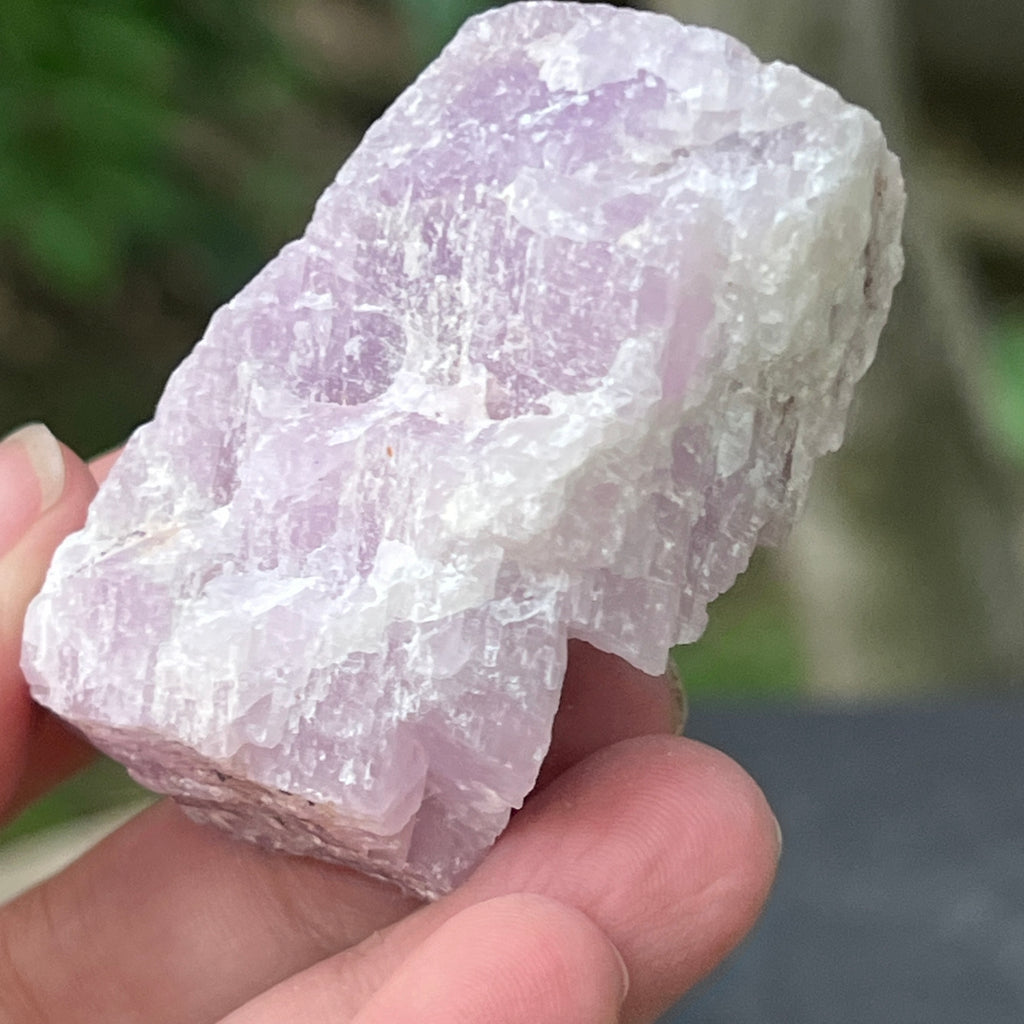 Kunzit piatra bruta | Model 7, pietre semipretioase - druzy.ro 5 