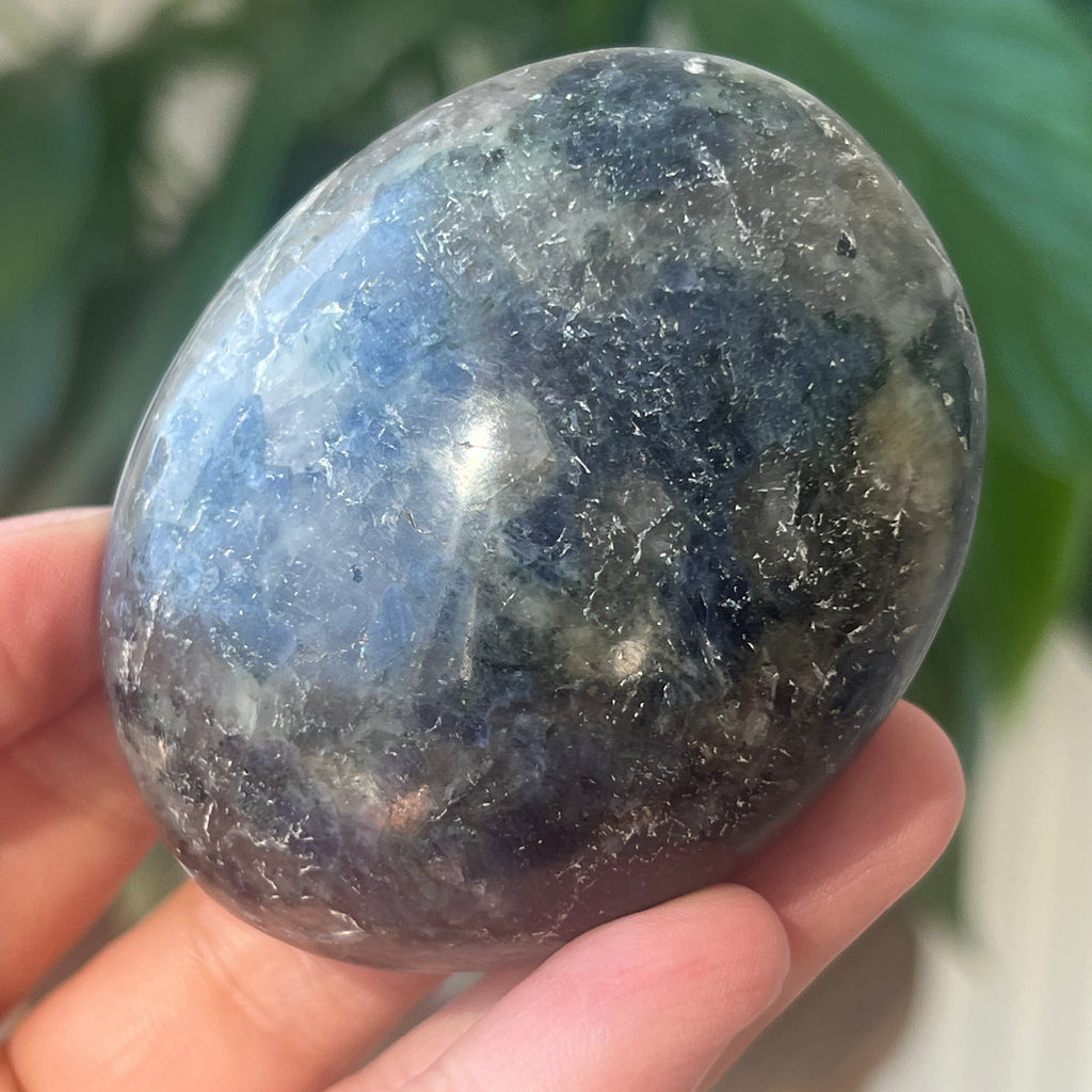 Palmstone Iolit (safir de apa) din Madagascar model 9, pietre semipretioase - druzy.ro 1 