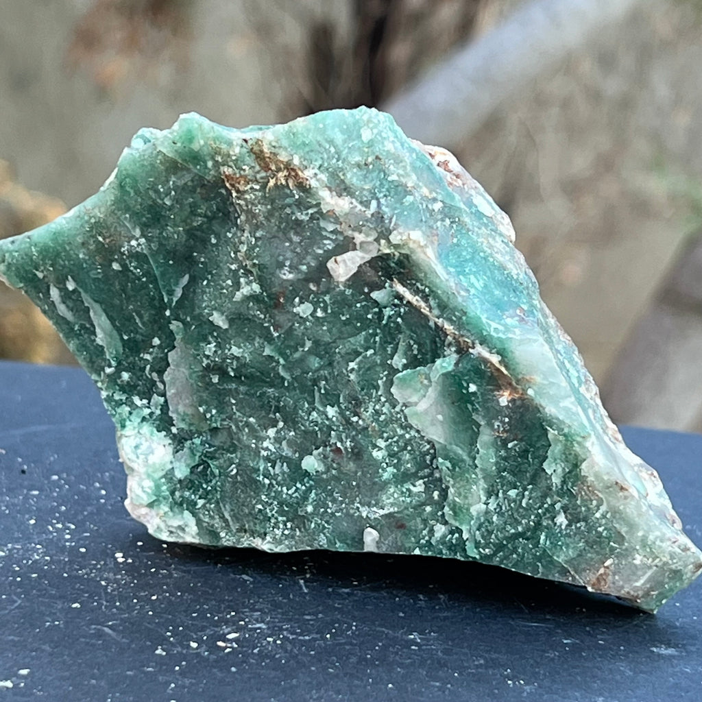 Jad verde piatra bruta m38, druzy.ro, cristale 4