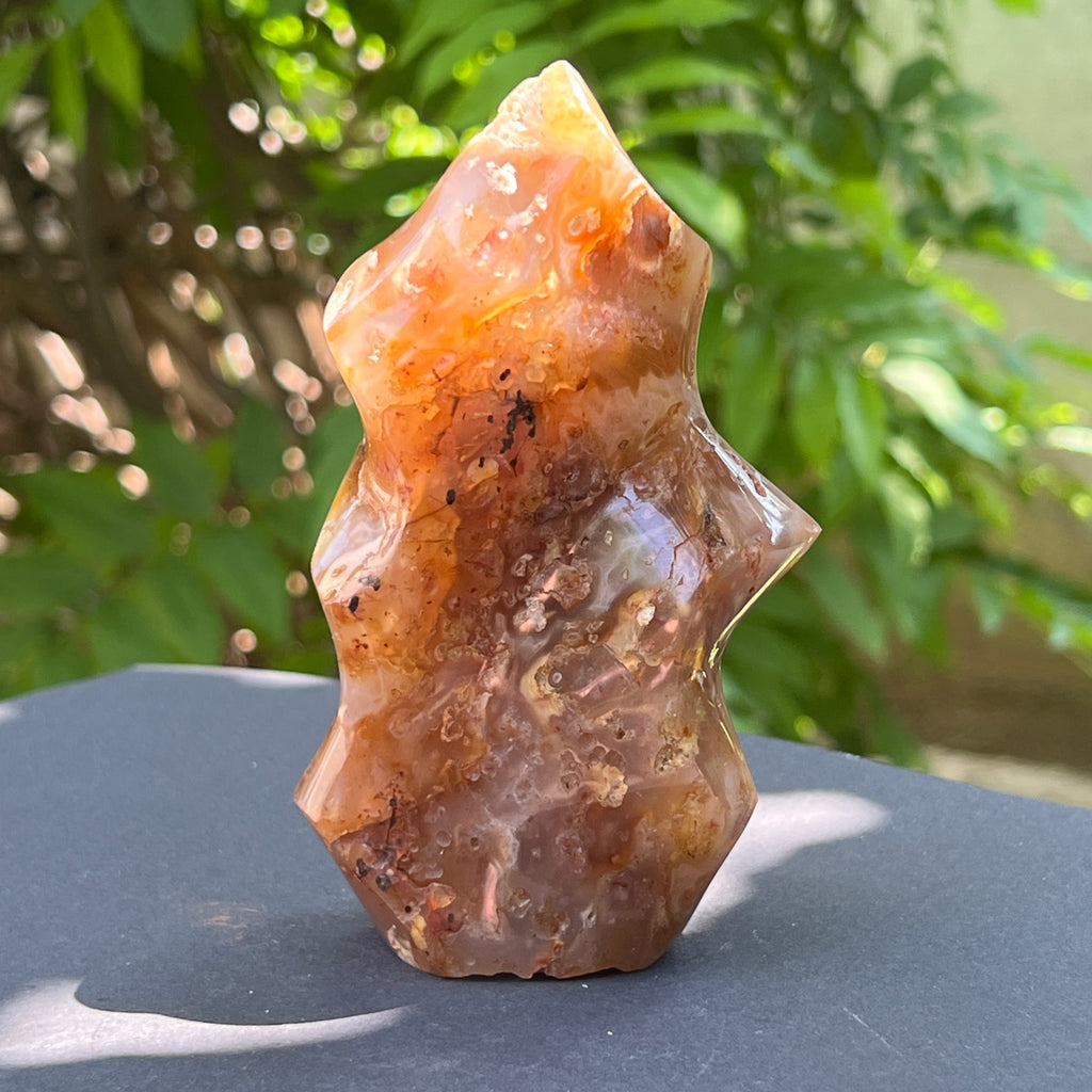 Sculptura forma flacara din agat m1, pietre semipretioase - druzy.ro 2 