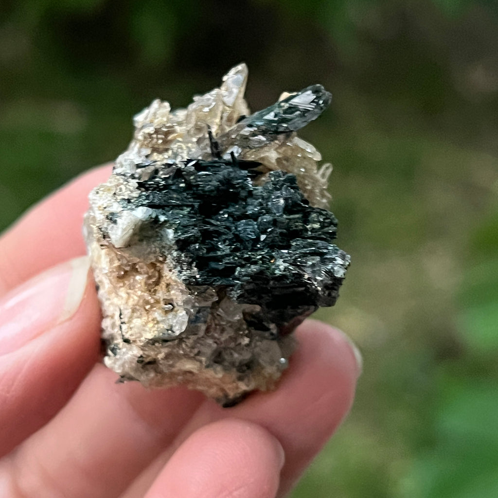 Cluster egirin mini cuart fumuriu/negru Zomba m12, pietre semipretioase - druzy.ro 6 