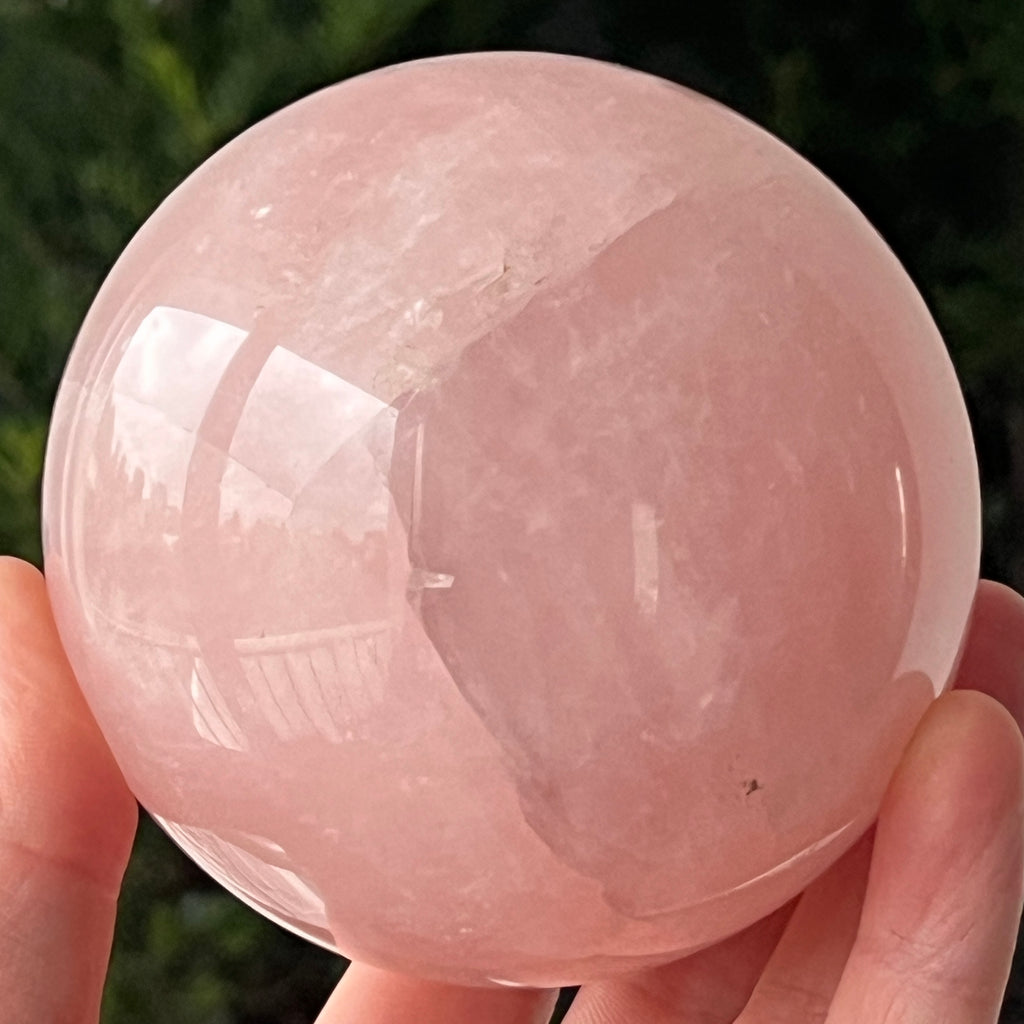 Sfera cuart roz Madagascar model 6, pietre semipretioase - druzy.ro 4 
