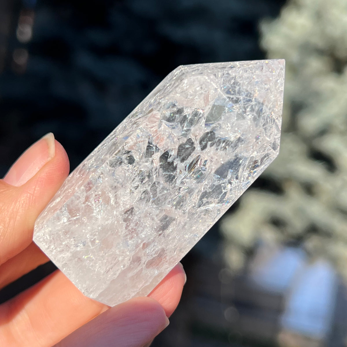 Generator/ varf cuart de stanca curcubeu