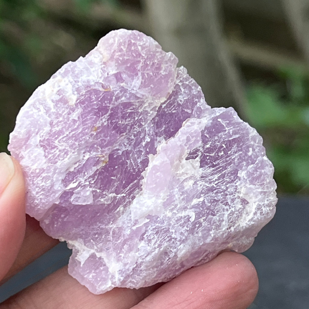 Kunzit piatra bruta | Model 8, pietre semipretioase - druzy.ro 4 