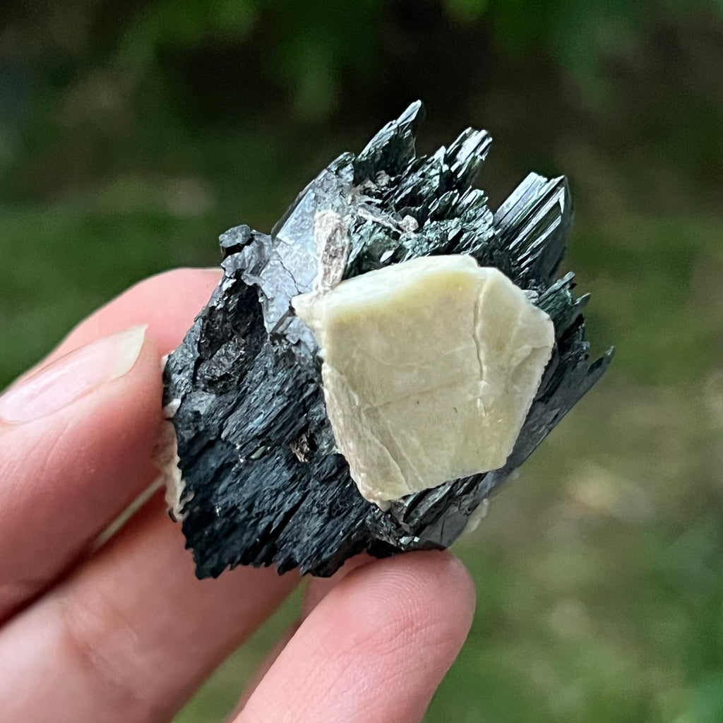 Cluster egirin mini cuart fumuriu/negru Zomba m8, pietre semipretioase - druzy.ro 7 