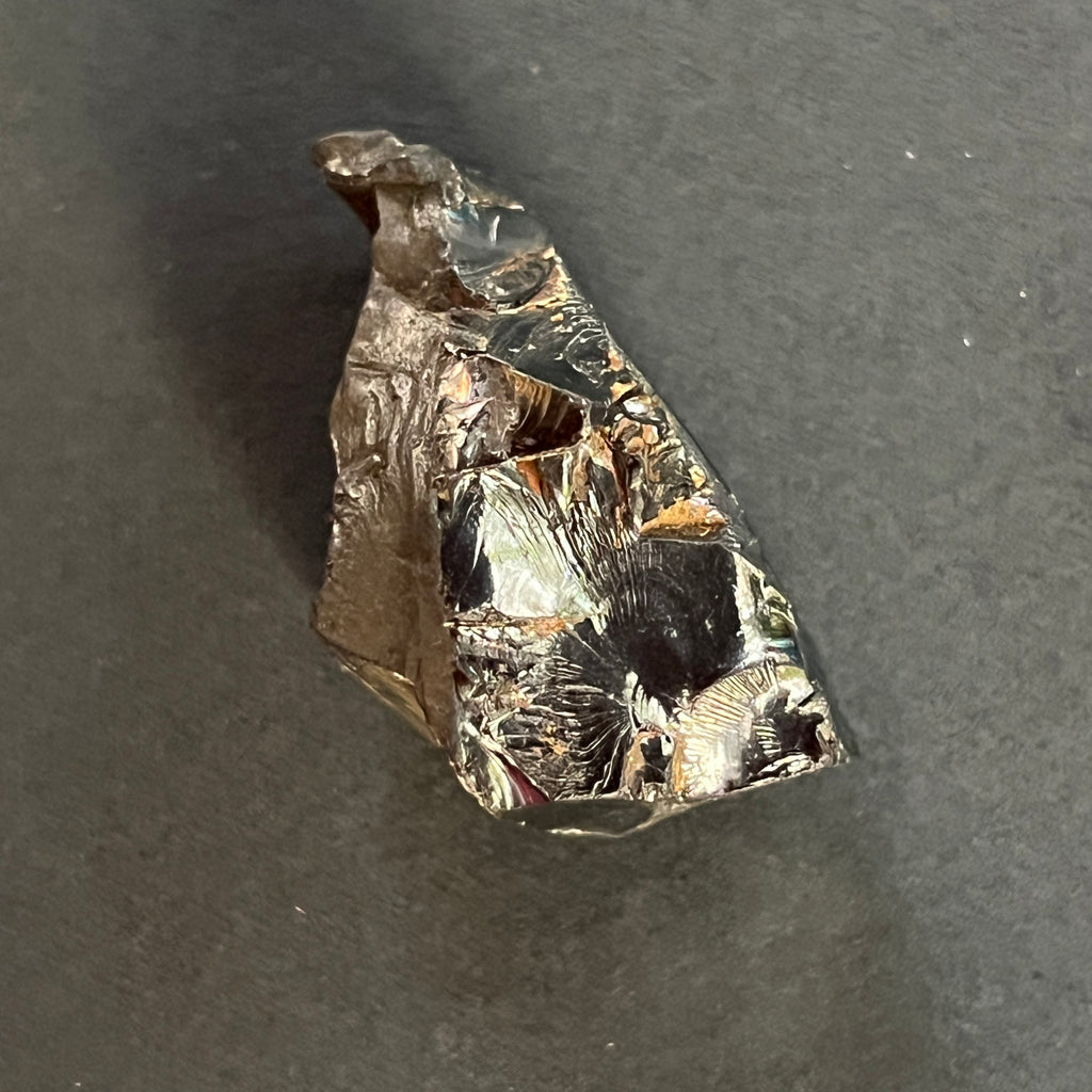 Shungit cristalizat Elite (Nobil) model 1, pietre semipretioase - druzy.ro 3 