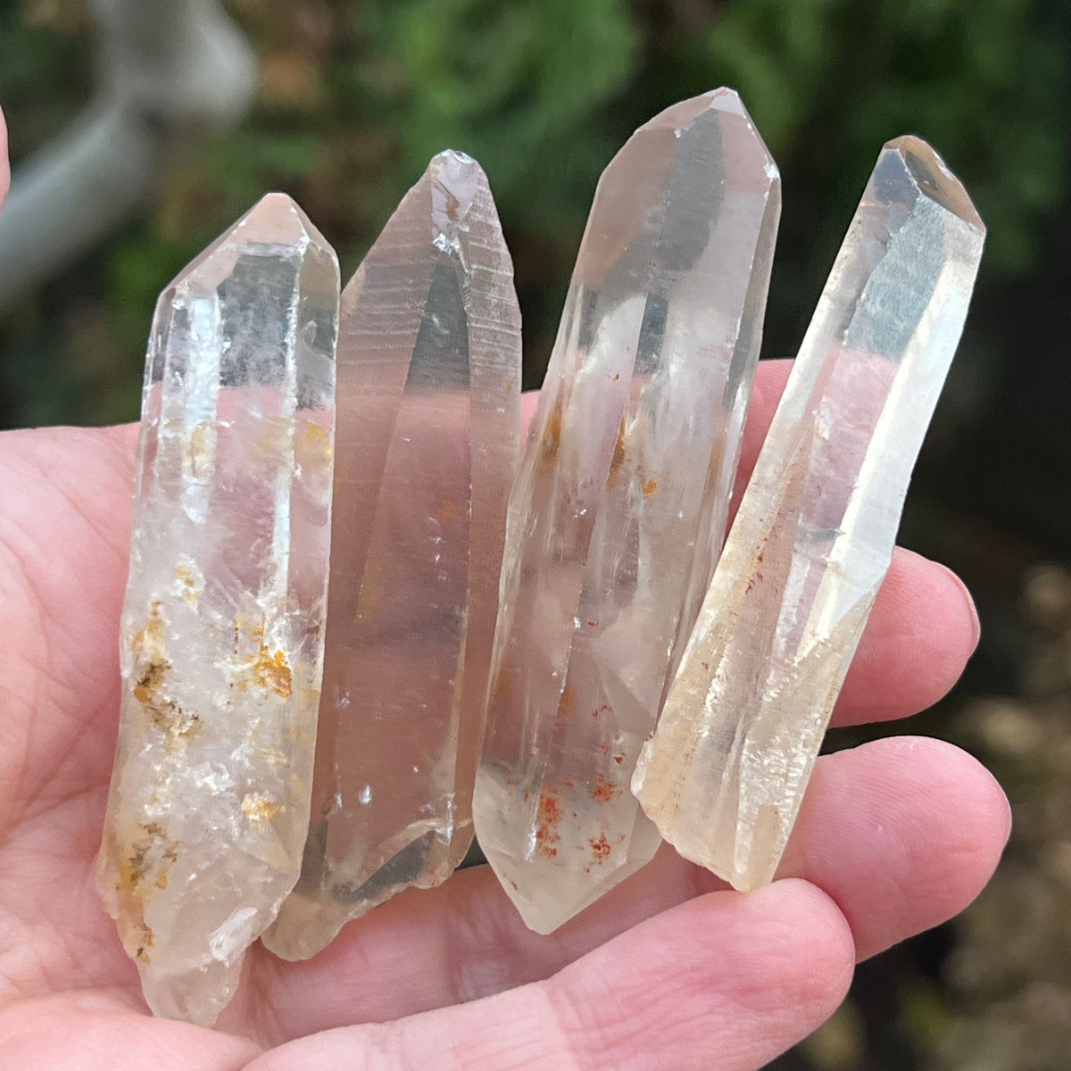 Varf BRUT cuart incolor / cristal de stanca 6-7 cm – DRUZY