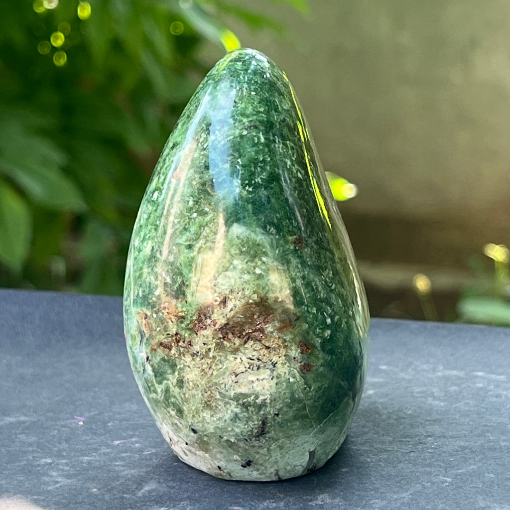 Sculptura crisopraz forma libera | Model L1, pietre semipretioase - druzy.ro 3 