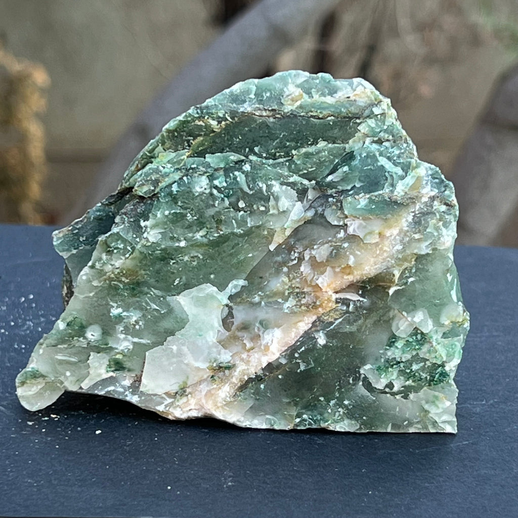 Jad verde piatra bruta model 41, druzy.ro, cristale 4