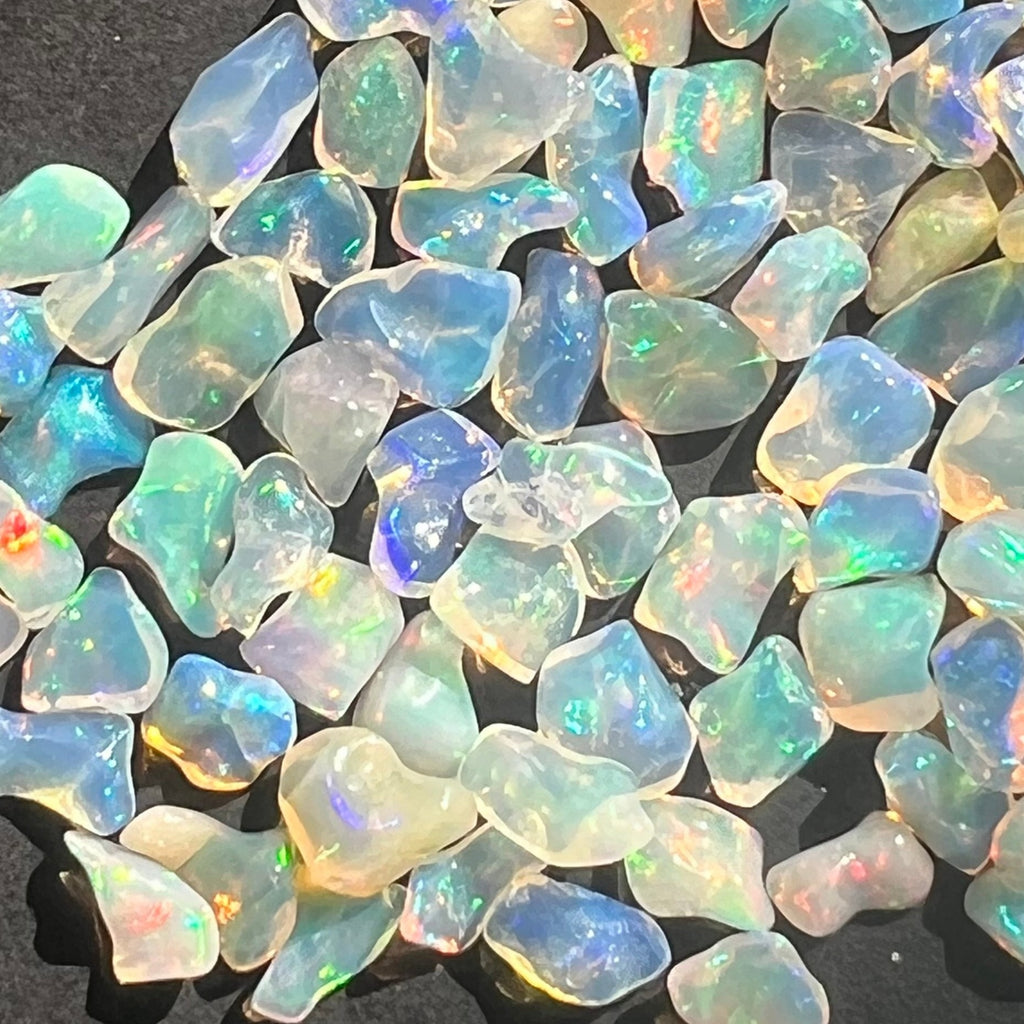 Opal de foc, opal Etiopia 1 cm, druzy.ro, cristale 1