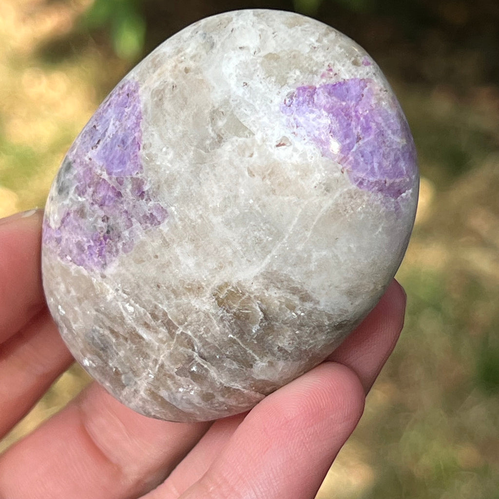 Hackmanit mov Uv reactive palmstone m8, druzy.ro, pietre semipretioase 4