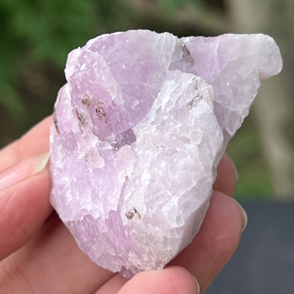 Kunzit piatra bruta | Model 2, pietre semipretioase - druzy.ro 2 