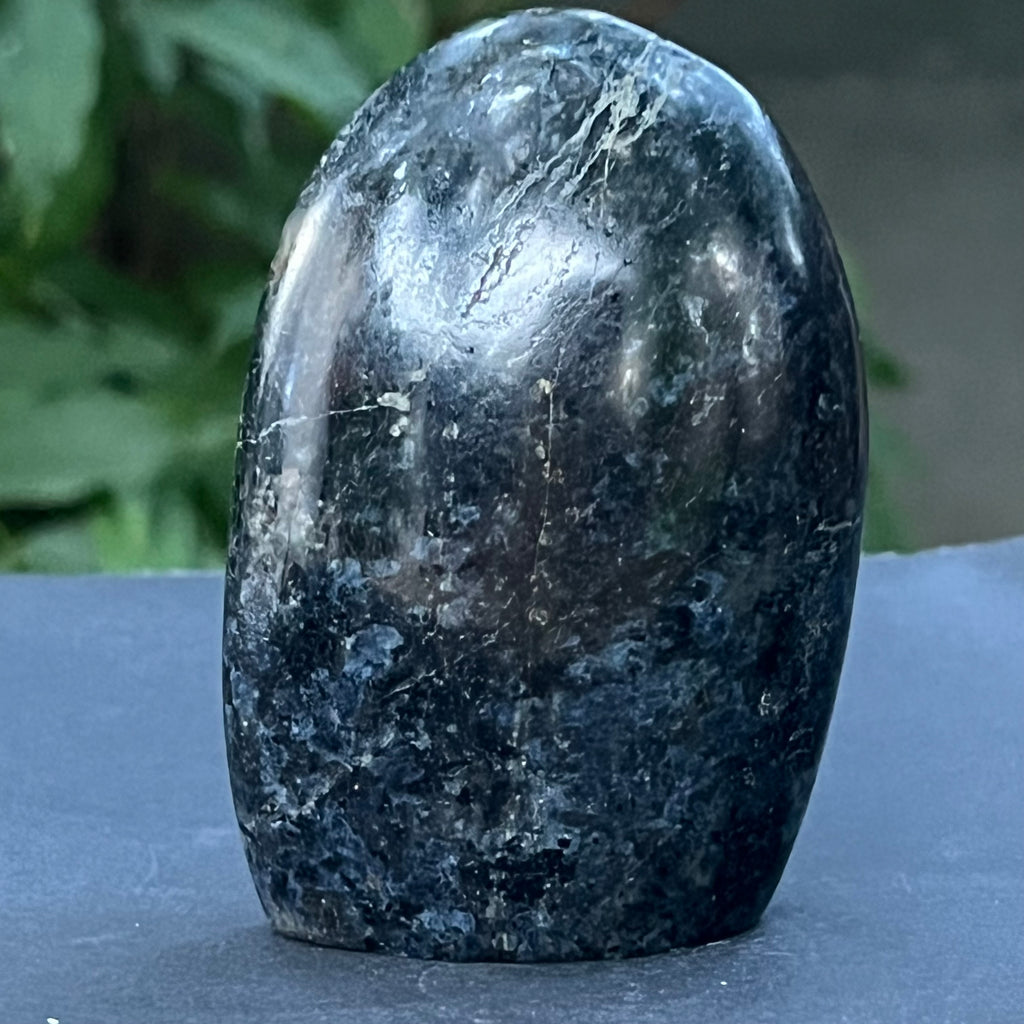 Sculptura structura Iolit (safir de apa) din Madagascar model 4, pietre semipretioase - druzy.ro 1 