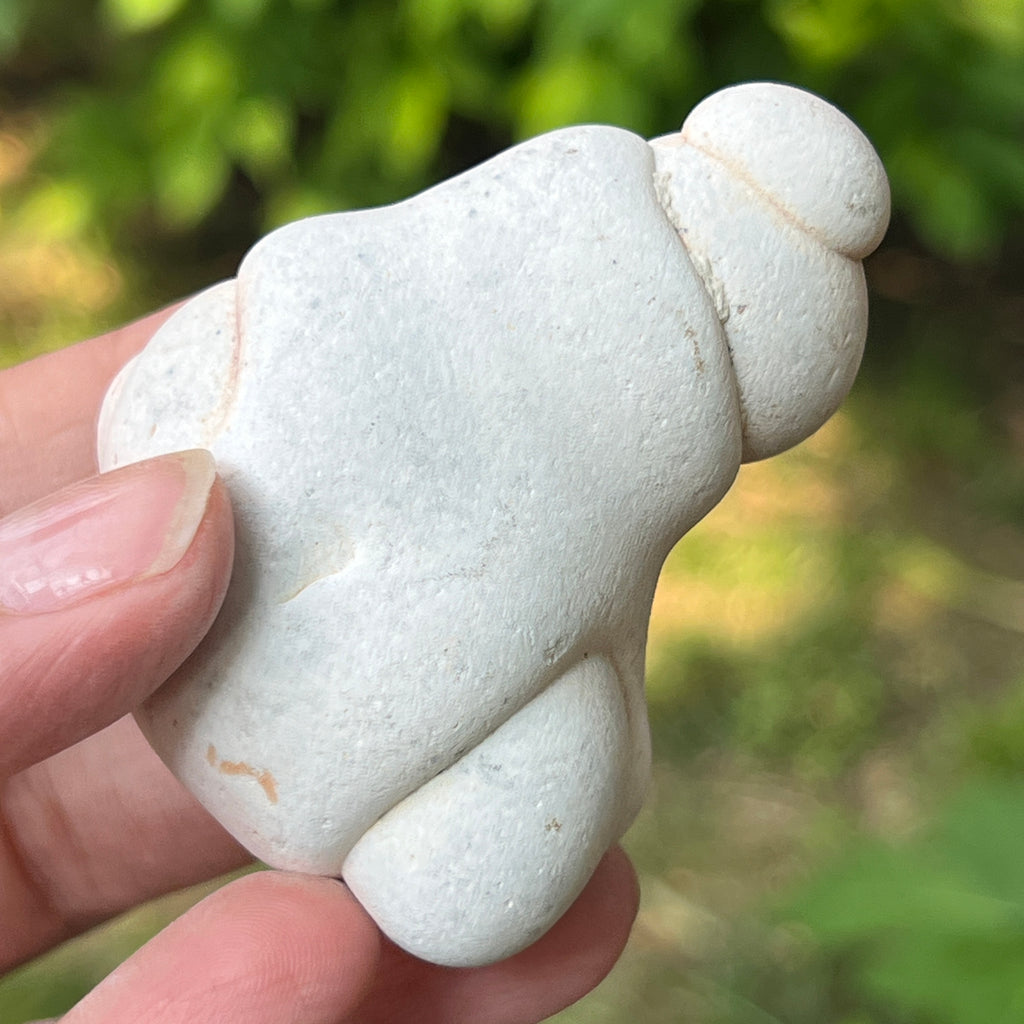 Piatra Zânelor – Menalit natural | Feminitate sacră & energia zeiței Venus | Model 10, pietre semipretioase - druzy.ro 4 