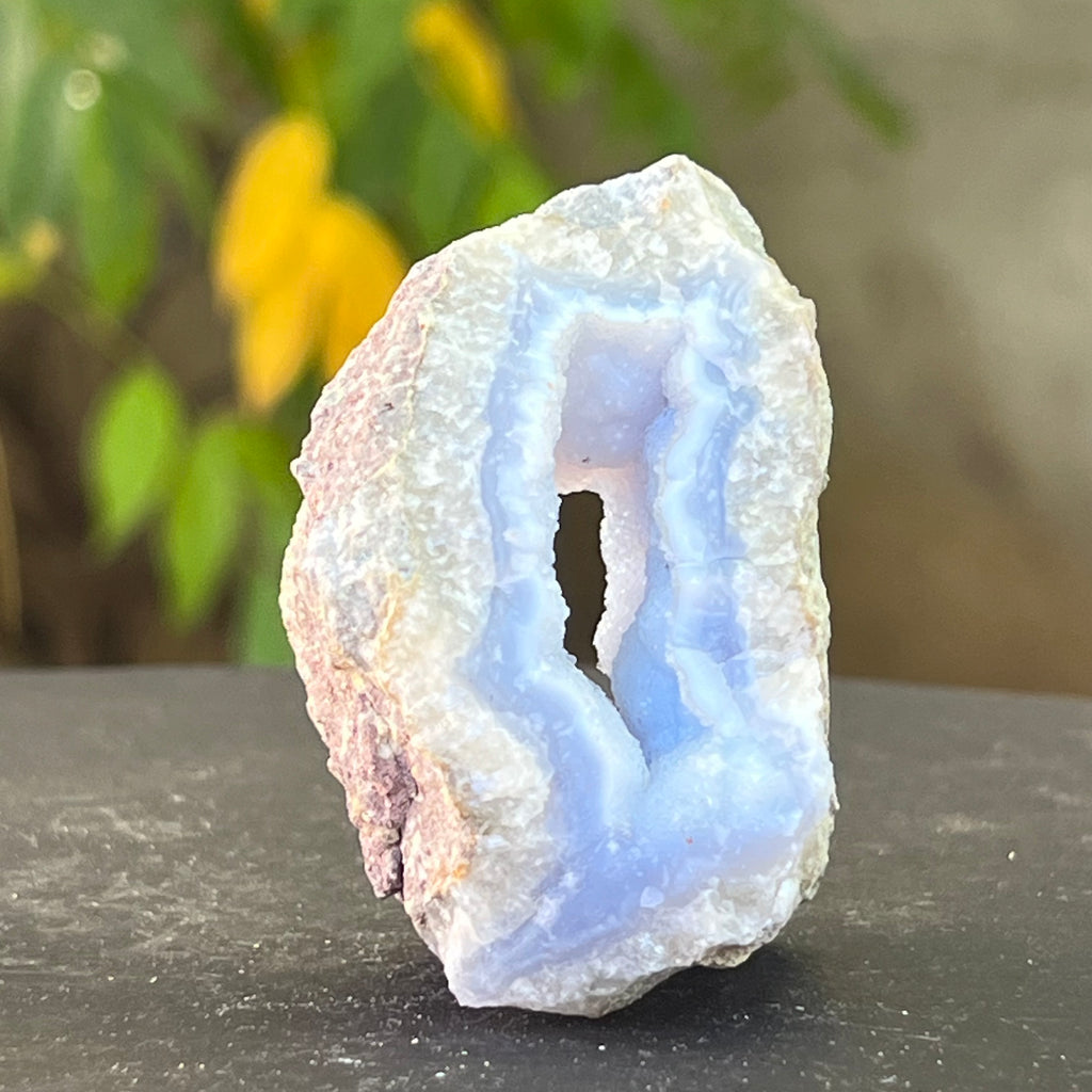 Calcedonie albastra /blue lace/ agat albastru piatra bruta model Af5, druzy.ro, cristale 3