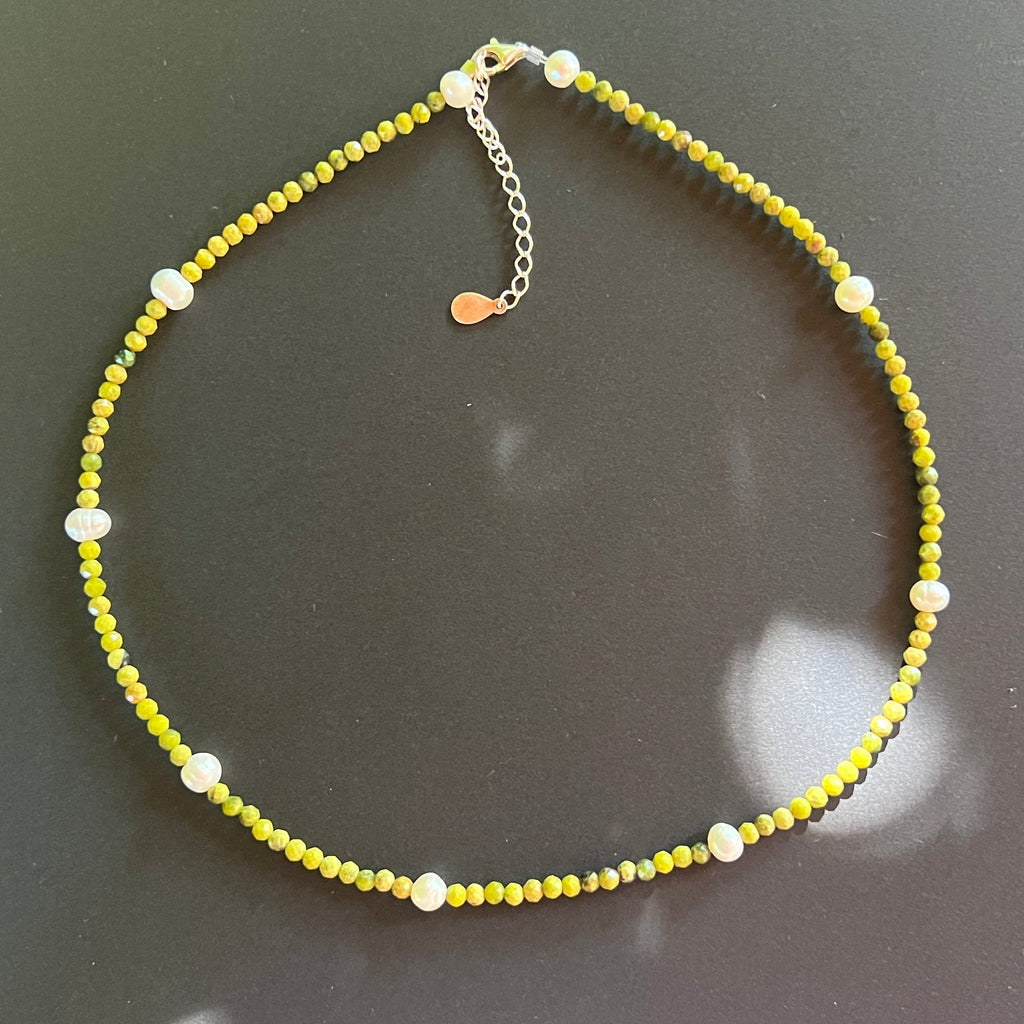 Colier jad verde si perle Nara #48, pietre semipretioase - druzy.ro 1 