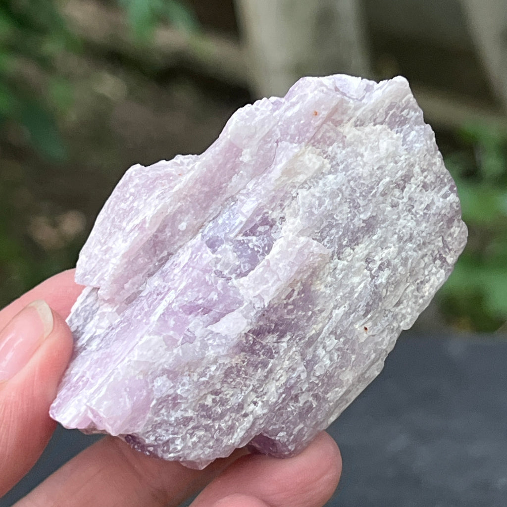 Kunzit piatra bruta | Model 9, pietre semipretioase - druzy.ro 5 
