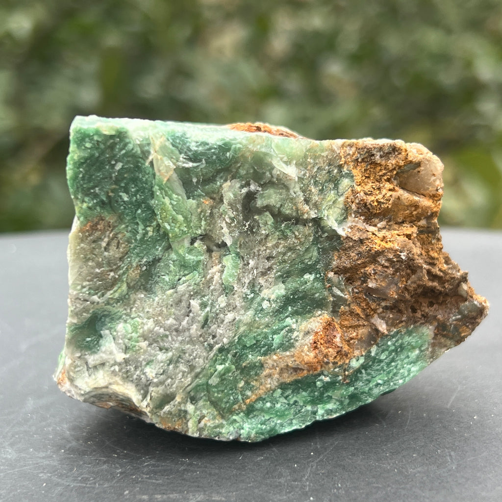 Jad verde piatra bruta model 46, pietre semipretioase - druzy.ro 2 