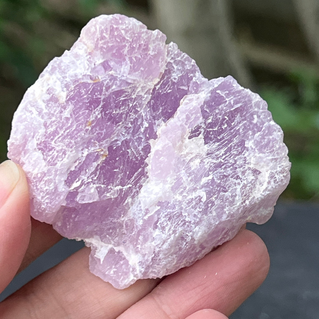 Kunzit piatra bruta | Model 8, pietre semipretioase - druzy.ro 1 