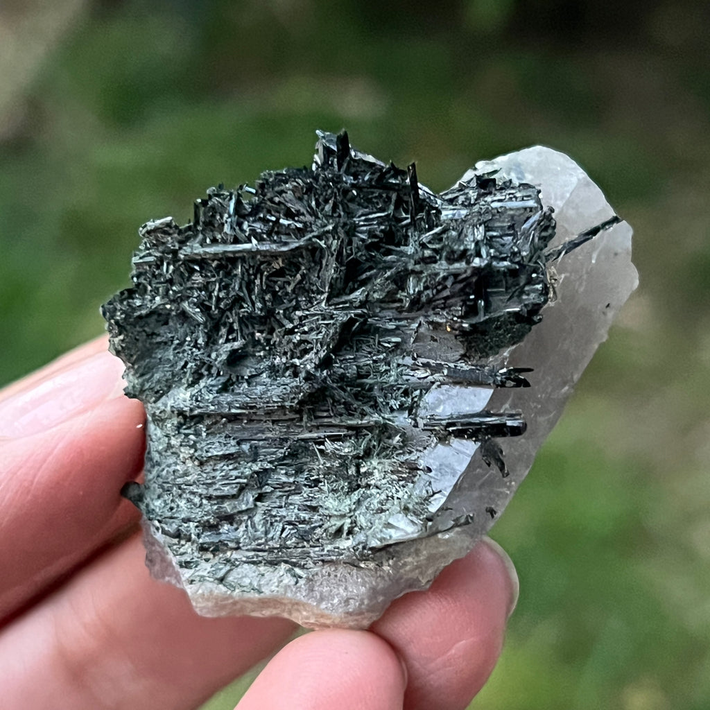 Cluster egirin mini cuart fumuriu/negru Zomba m5, pietre semipretioase - druzy.ro 3 