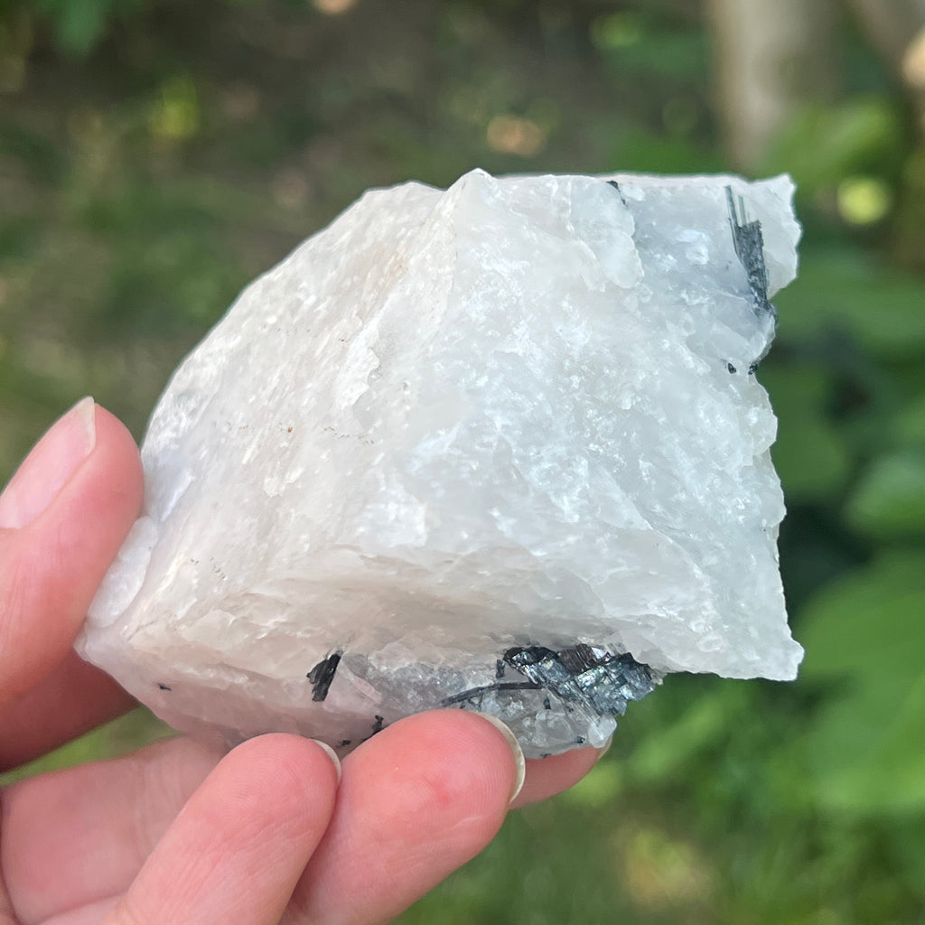 Turmalină neagră cu piatra lunii | Model 6, pietre semipretioase - druzy.ro 7 