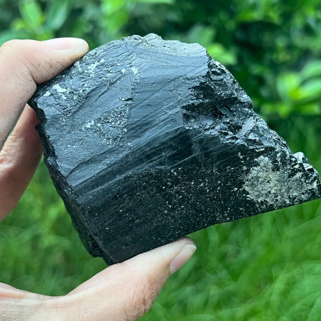Turmalina neagra piatra bruta L18, pietre semipretioase - druzy.ro 6 