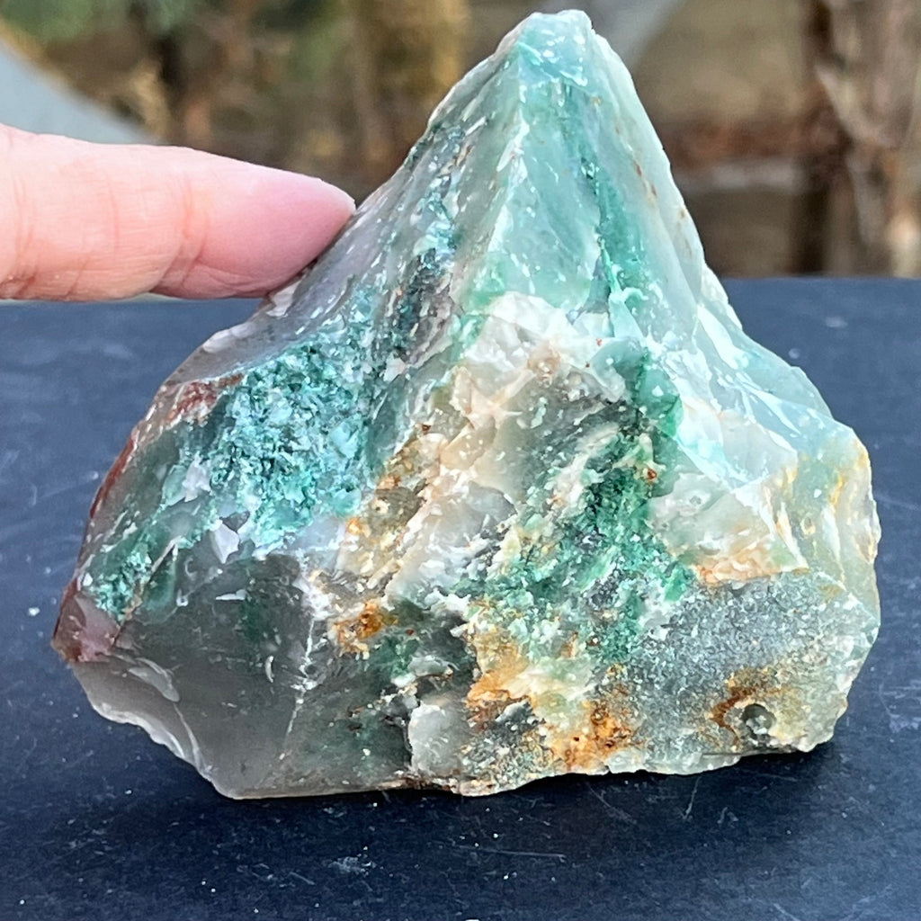 Jad verde piatra bruta model 42, druzy.ro, cristale 4