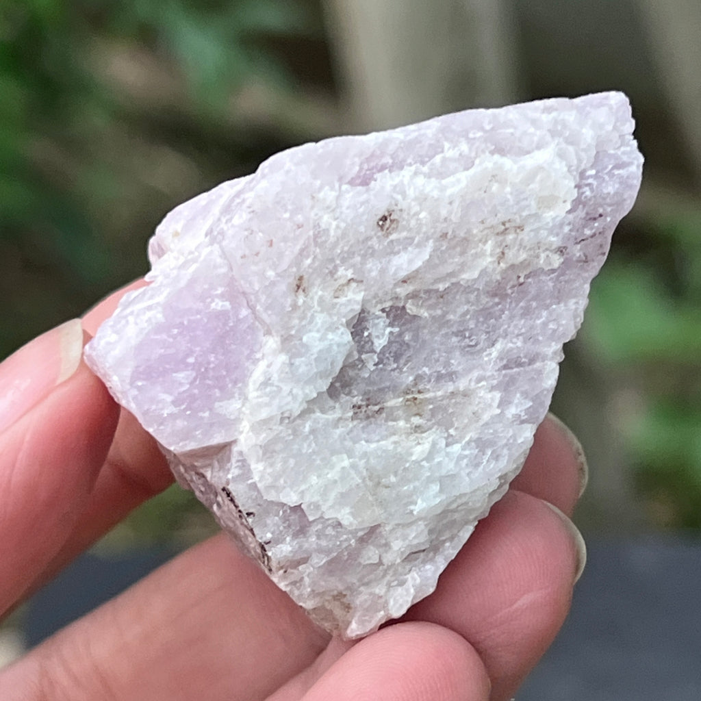 Kunzit piatra bruta | Model 6, pietre semipretioase - druzy.ro 2 